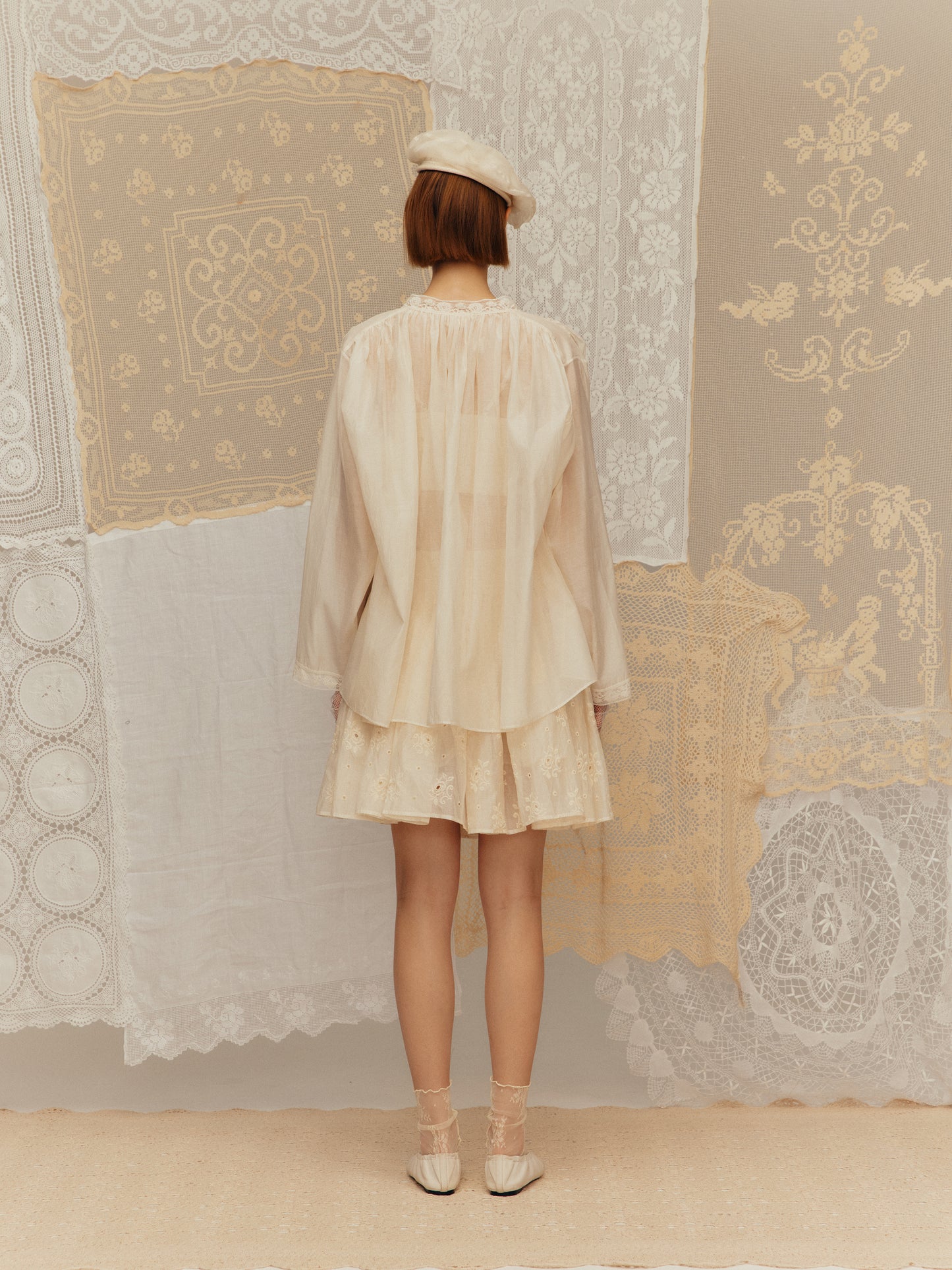 Long-sleeved silk cotton top with a ruched collar