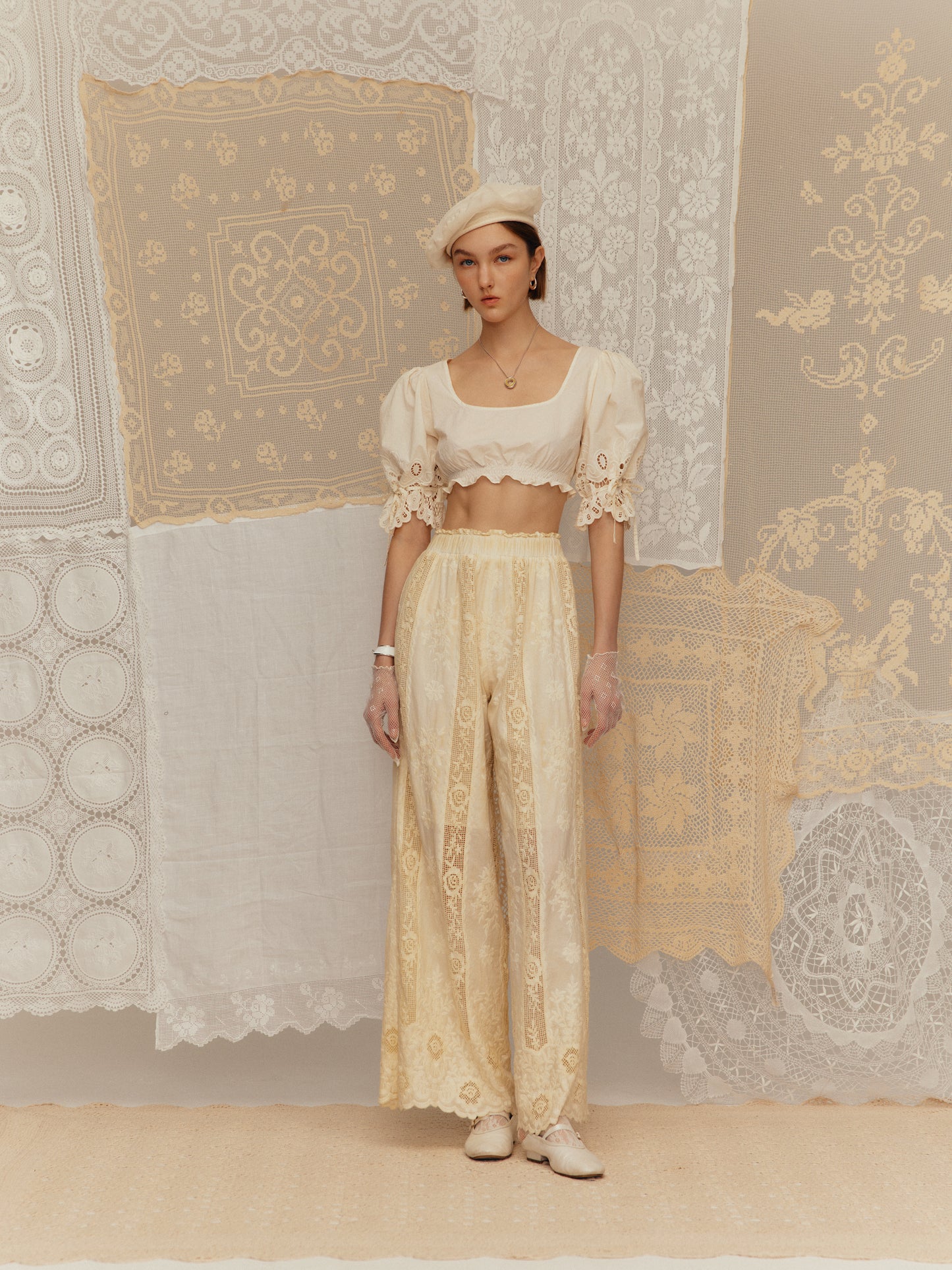 Cold-dyed square-necked cropped top