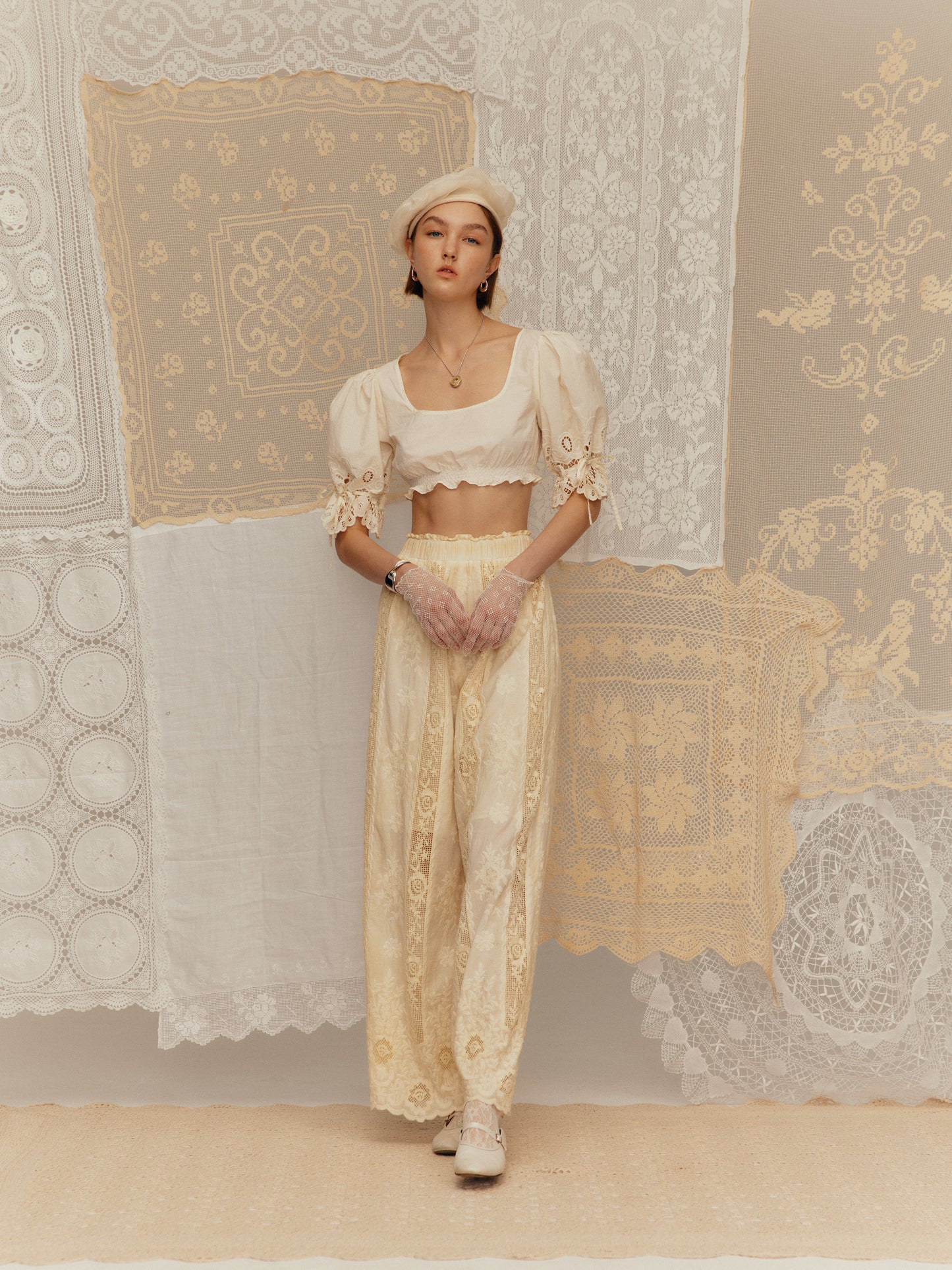 Cold-dyed square-necked cropped top