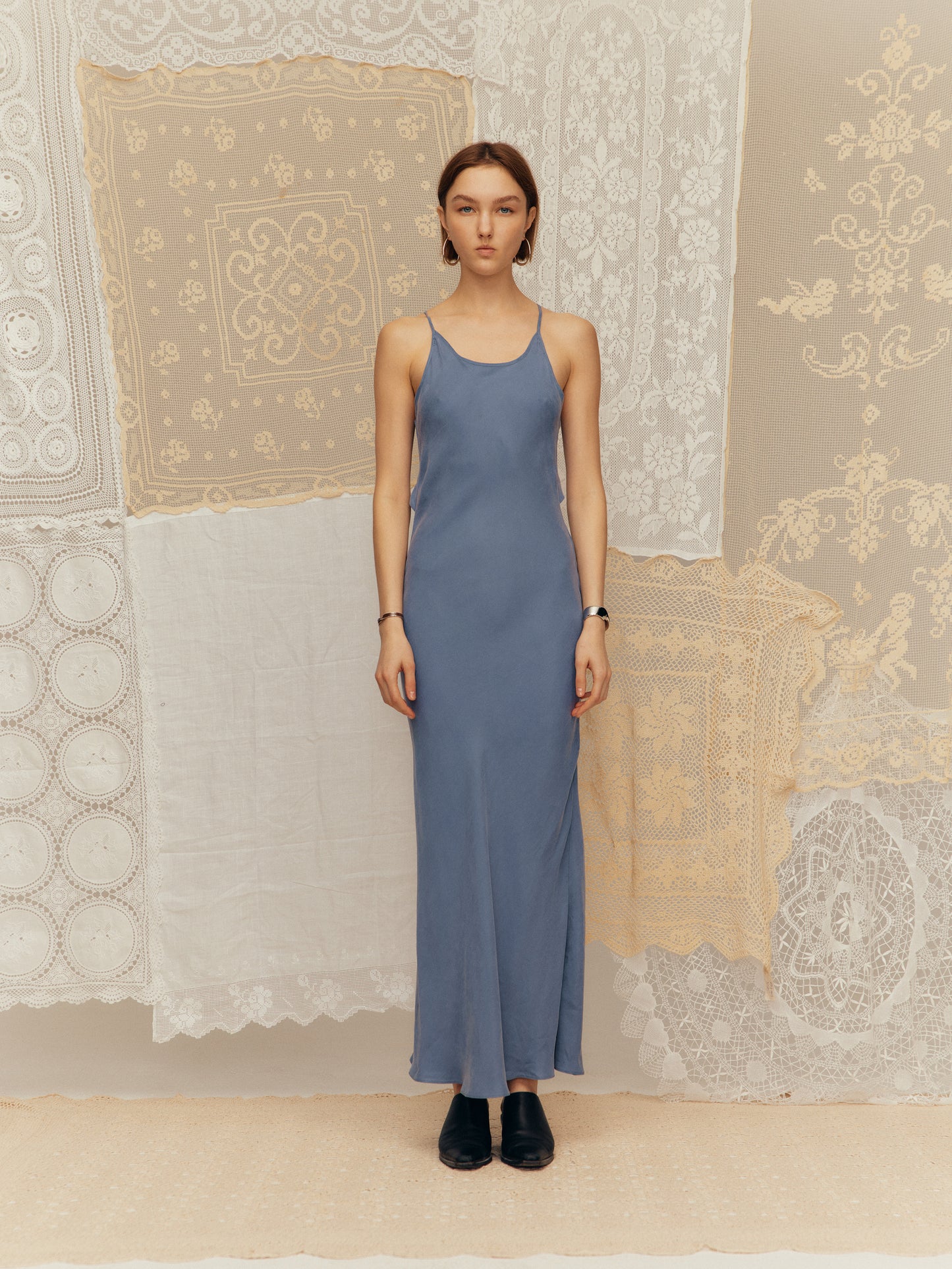 Dress gown with bias cut