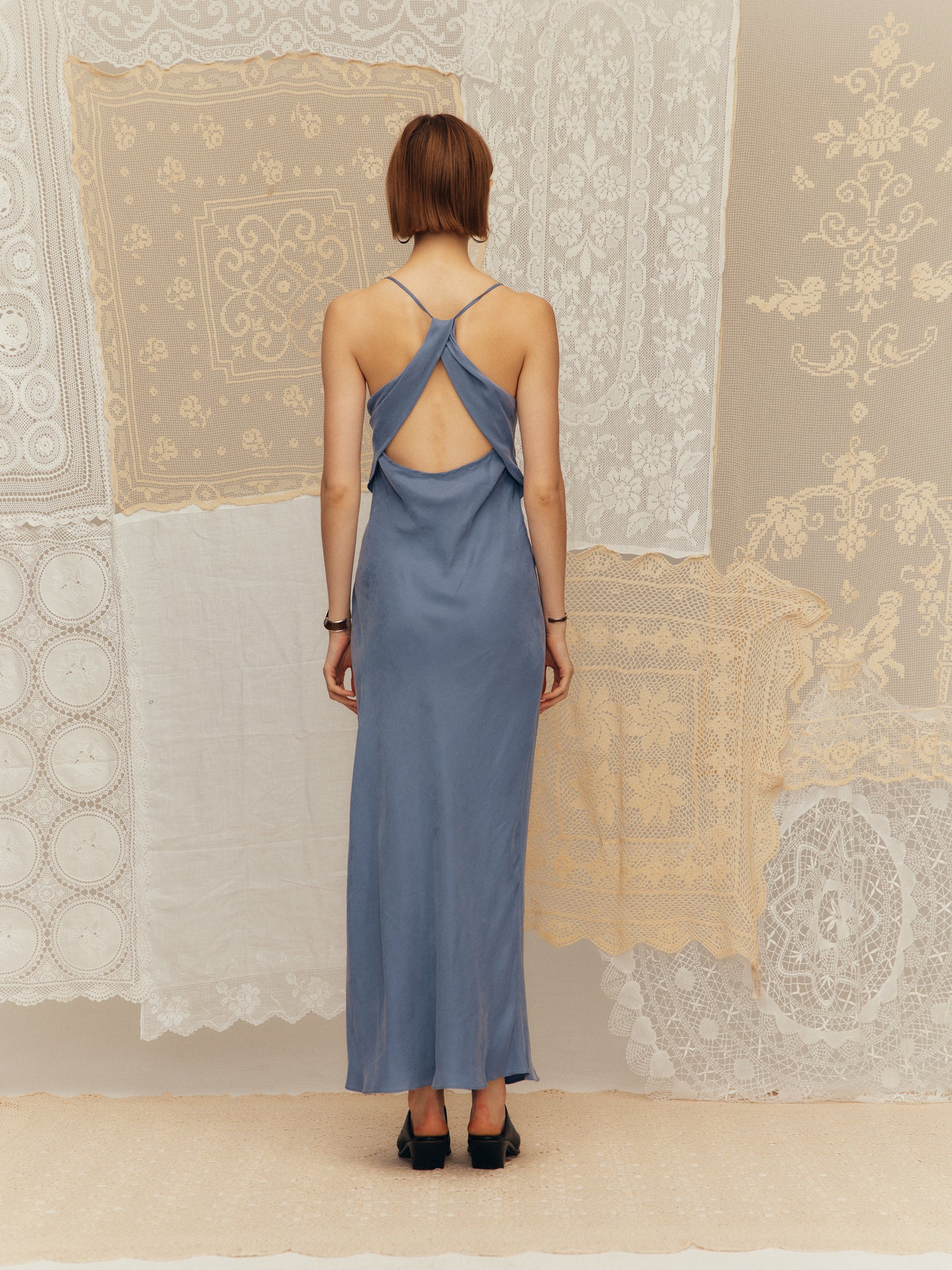 Dress gown with bias cut