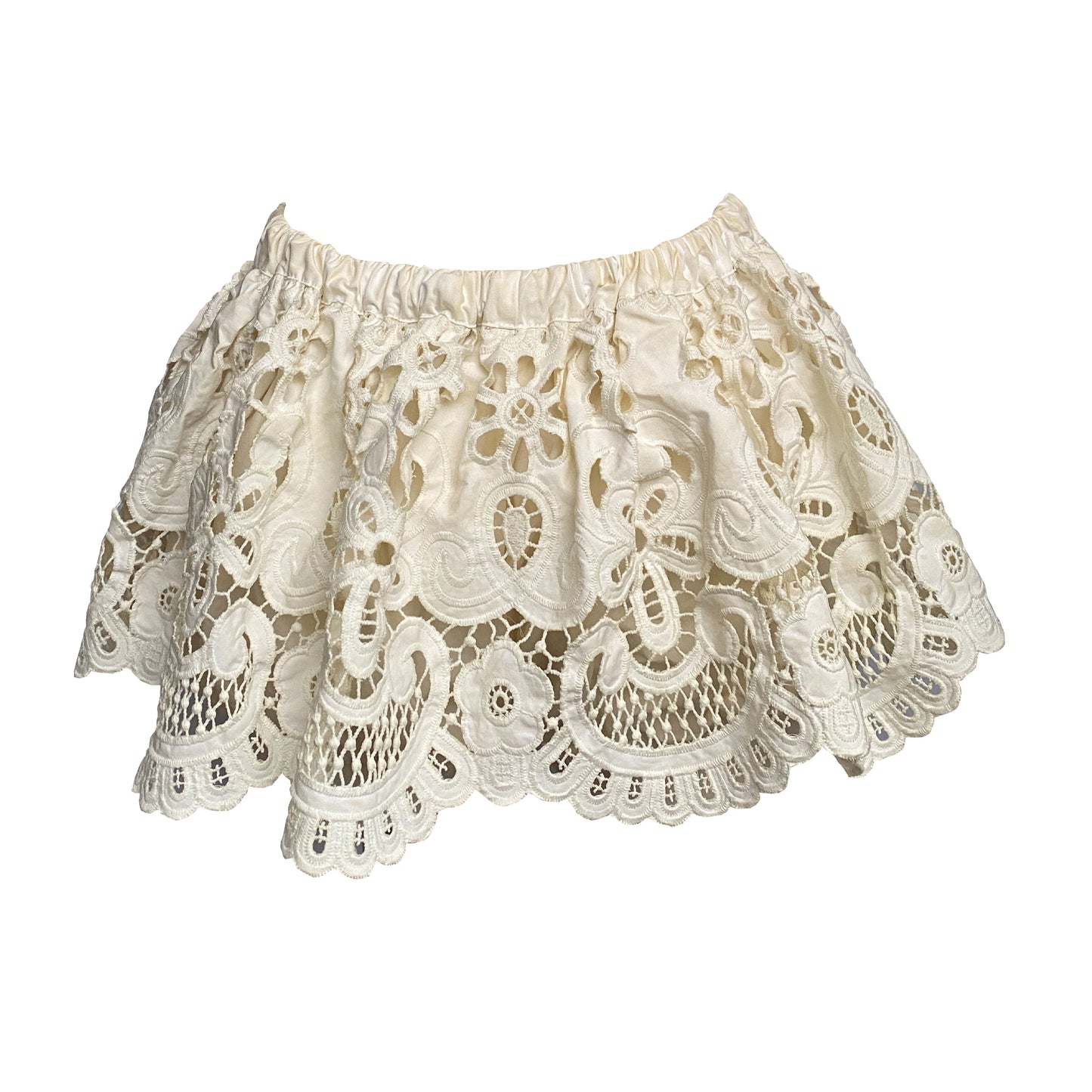 Bubble shorts made of cold-dyed embroidered fabric